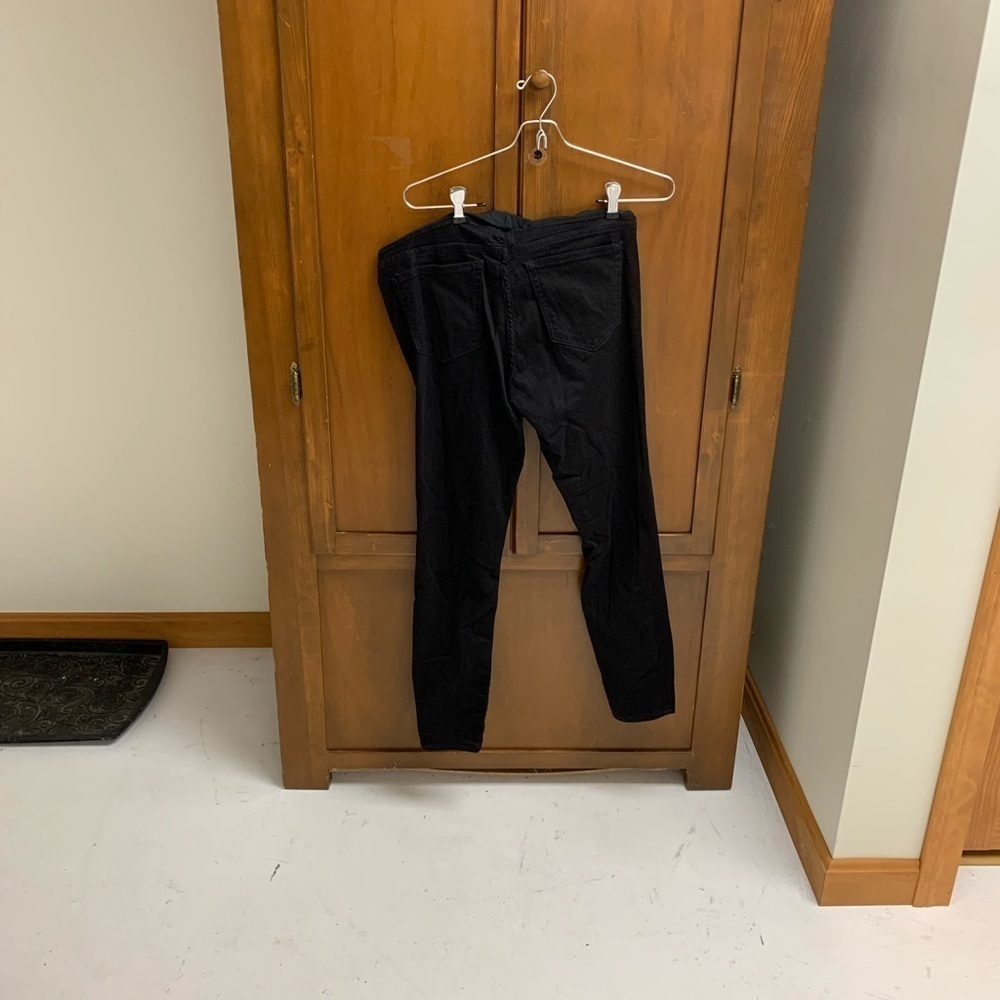 J Crew factory maternity jeans in black size 27 over the belly panel new